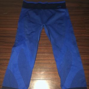 Avía blue leggings
